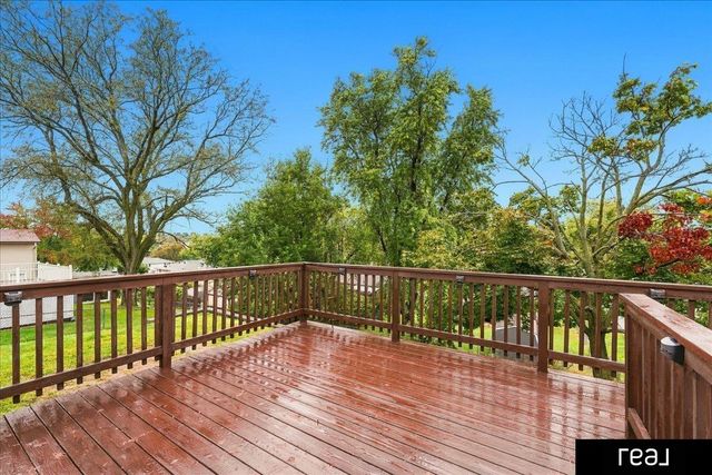 5806 S 113 Street, Omaha, NE 68137