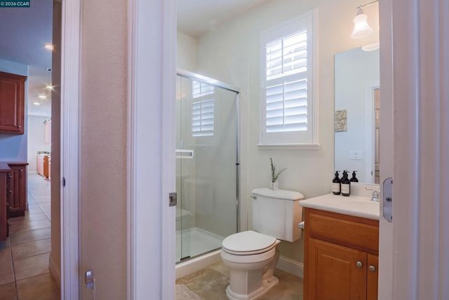 1013 Hollyhock Dr, Oakley, CA 94561