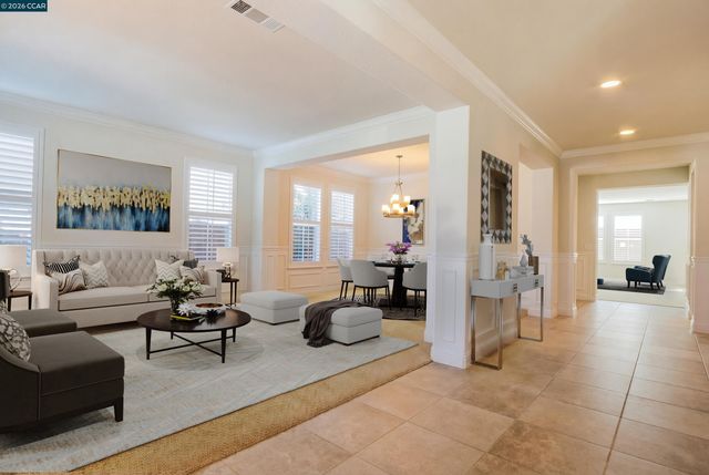 1013 Hollyhock Dr, Oakley, CA 94561