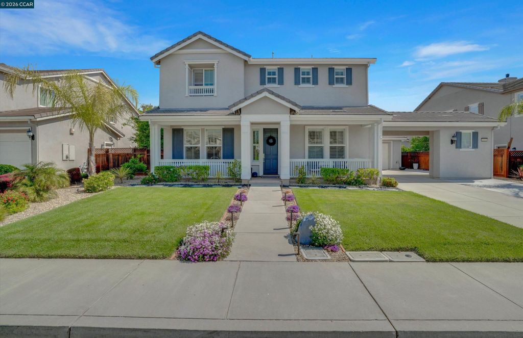 1013 Hollyhock Dr, Oakley, CA 94561