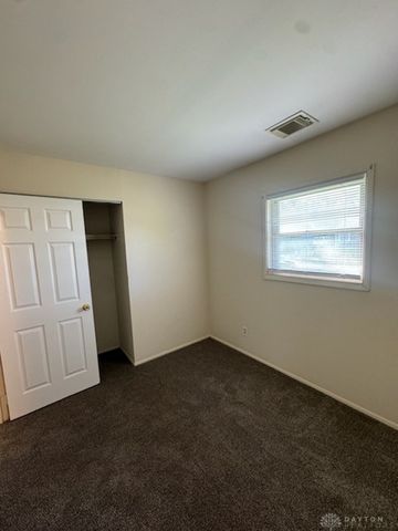 109 E Doris Drive, Fairborn, OH 45324