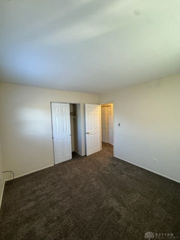 109 E Doris Drive, Fairborn, OH 45324