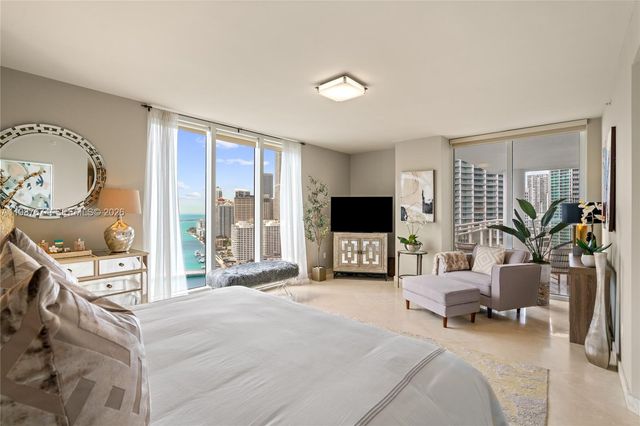 901 Brickell Key Blvd 2804, Miami, FL 33131