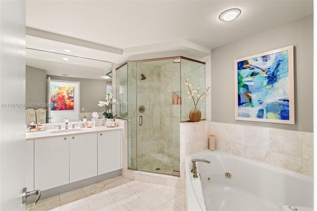 901 Brickell Key Blvd 2804, Miami, FL 33131