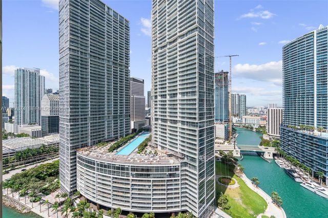 901 Brickell Key Blvd 2804, Miami, FL 33131