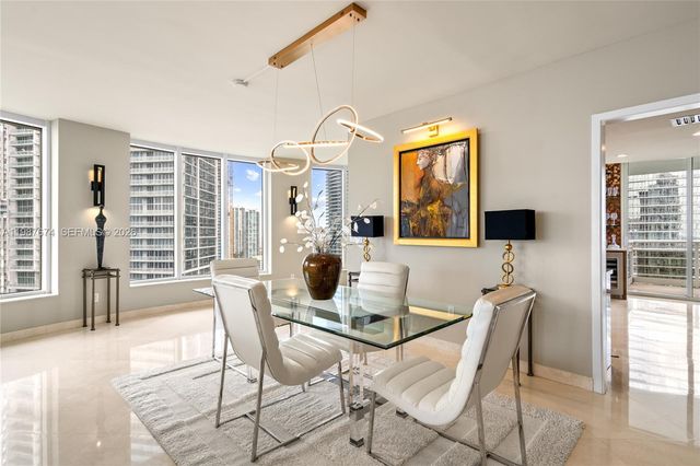 901 Brickell Key Blvd 2804, Miami, FL 33131