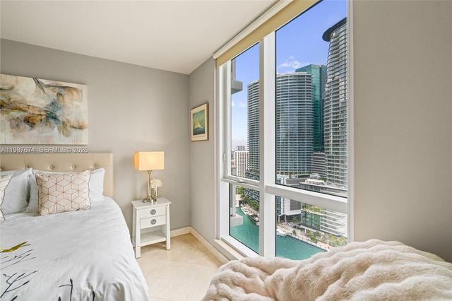901 Brickell Key Blvd 2804, Miami, FL 33131
