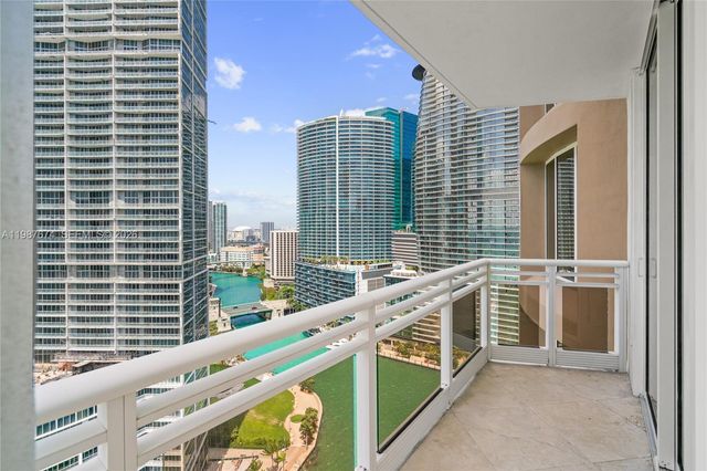 901 Brickell Key Blvd 2804, Miami, FL 33131