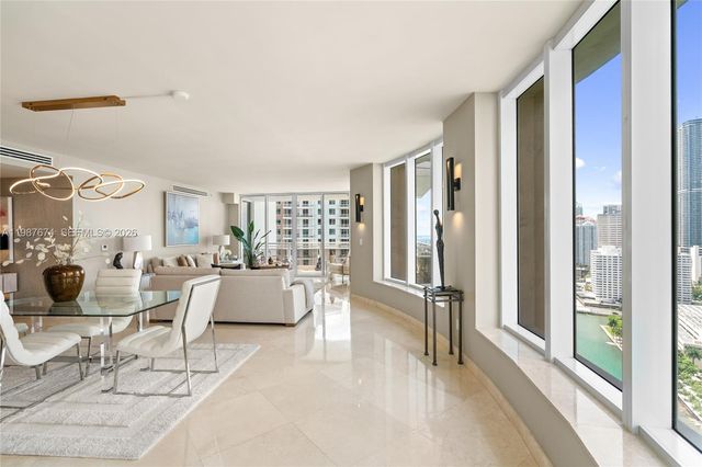 901 Brickell Key Blvd 2804, Miami, FL 33131