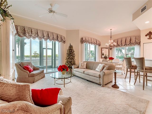 4141 Bay Beach LN 426, Fort Myers Beach, FL 33931