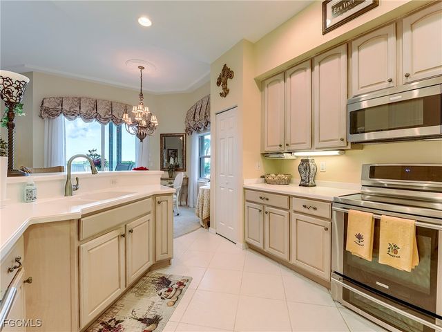 4141 Bay Beach LN 426, Fort Myers Beach, FL 33931