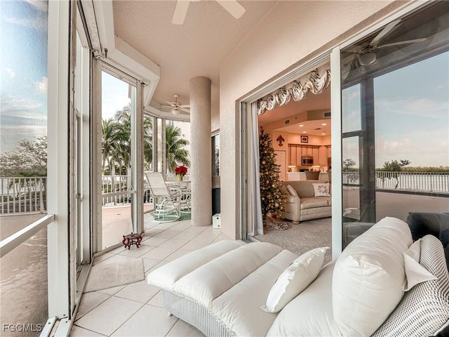 4141 Bay Beach LN 426, Fort Myers Beach, FL 33931