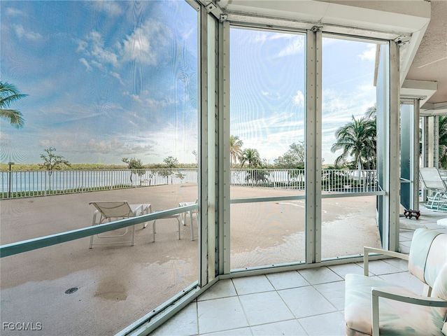 4141 Bay Beach LN 426, Fort Myers Beach, FL 33931