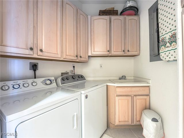 4141 Bay Beach LN 426, Fort Myers Beach, FL 33931