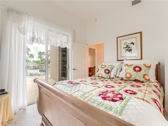 4141 Bay Beach LN 426, Fort Myers Beach, FL 33931