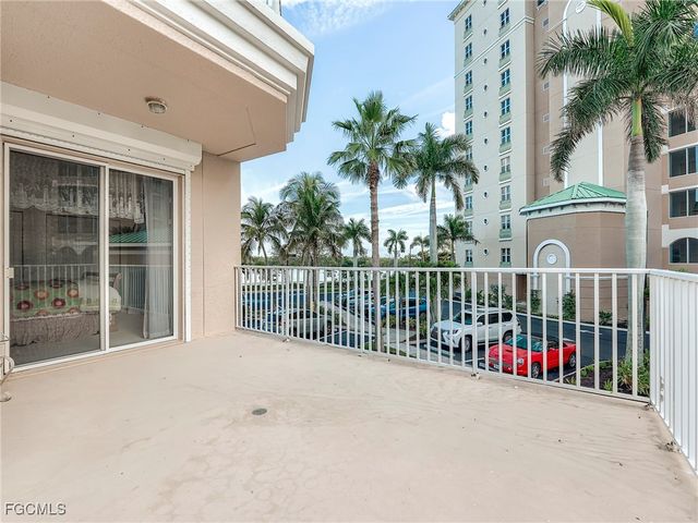 4141 Bay Beach LN 426, Fort Myers Beach, FL 33931