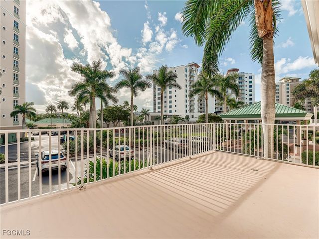 4141 Bay Beach LN 426, Fort Myers Beach, FL 33931