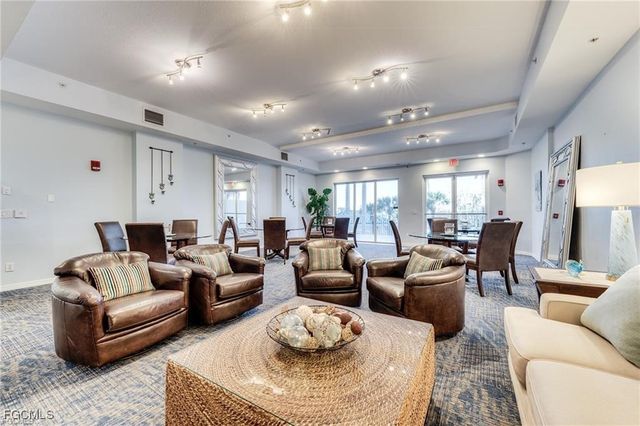 4141 Bay Beach LN 426, Fort Myers Beach, FL 33931