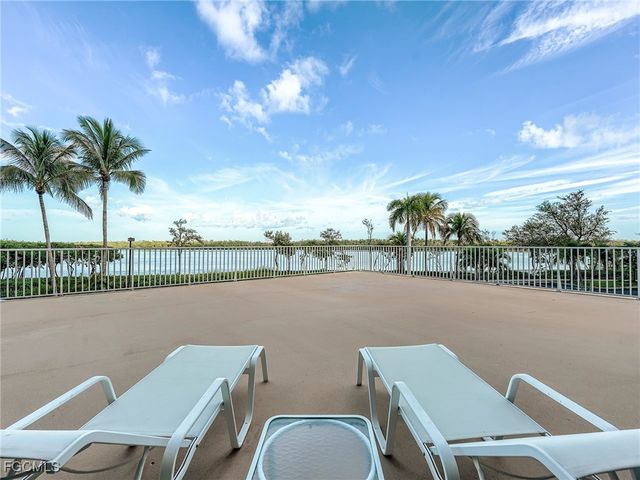 4141 Bay Beach LN 426, Fort Myers Beach, FL 33931