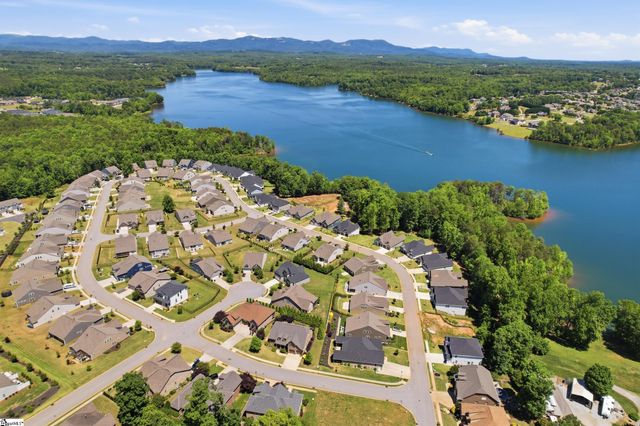 284 Double Crest Drive, Greer, SC 29687