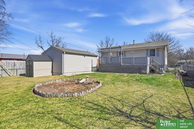 4004 N 13 Street, Carter Lake, IA 51510