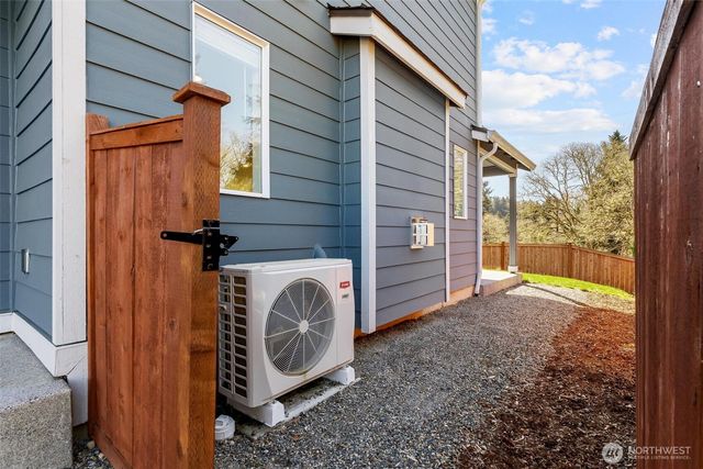 7801 24th Court SE, Lacey, WA 98503