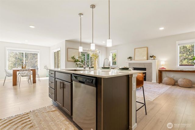 7801 24th Court SE, Lacey, WA 98503