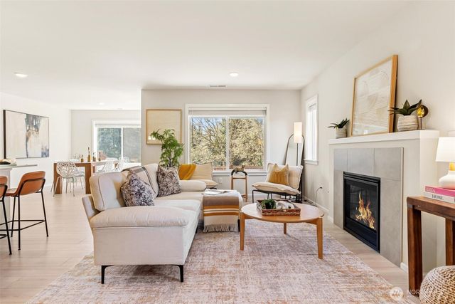 7801 24th Court SE, Lacey, WA 98503