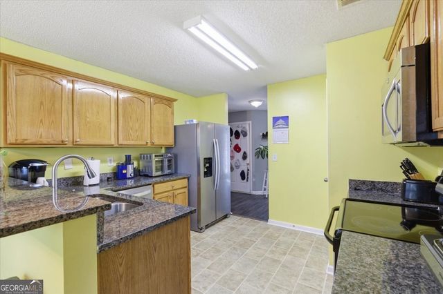 1928 Simmons Lane, Hampton, GA 30228