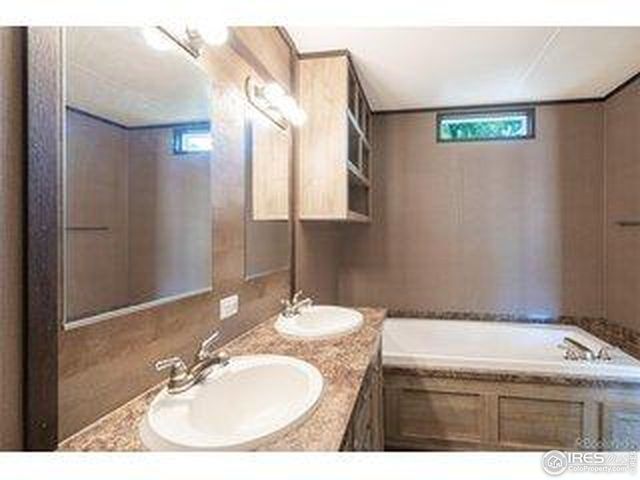 916 Glen Heather Ct, Dacono, CO 80514