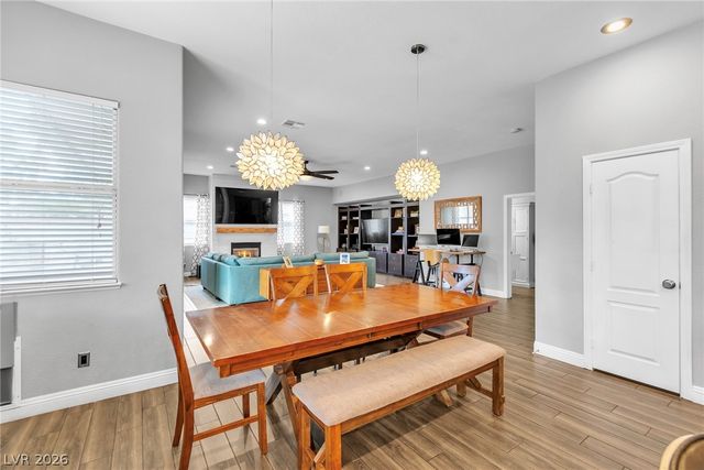 296 Doe Run Circle, Henderson, NV 89012