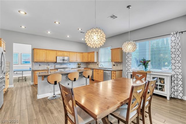 296 Doe Run Circle, Henderson, NV 89012