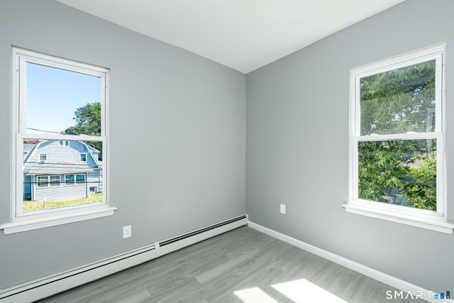 220 Newbury Street, Hartford, CT 06114