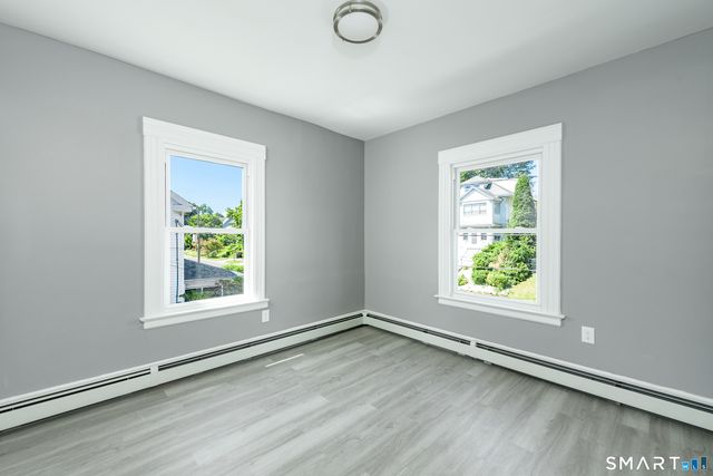 220 Newbury Street, Hartford, CT 06114