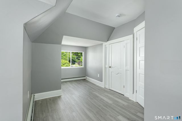 220 Newbury Street, Hartford, CT 06114