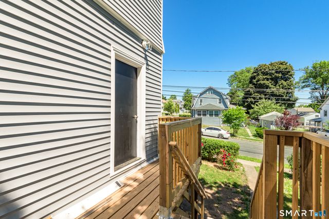220 Newbury Street, Hartford, CT 06114