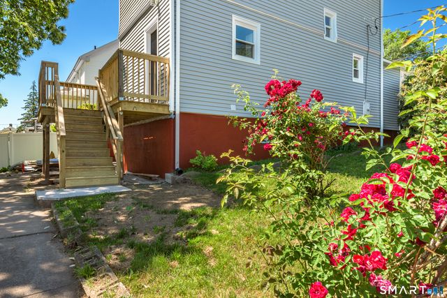 220 Newbury Street, Hartford, CT 06114