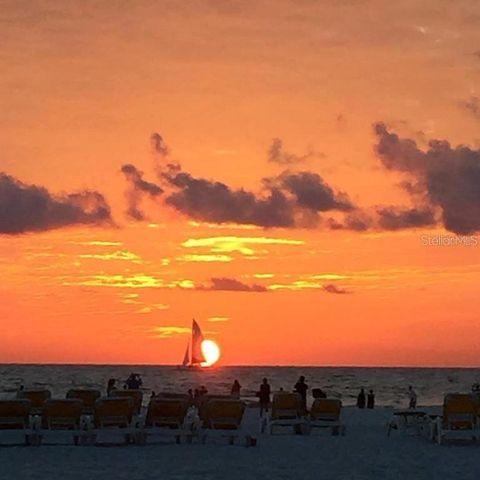 1460 GULF BOULEVARD 411, Clearwater Beach, FL 33767