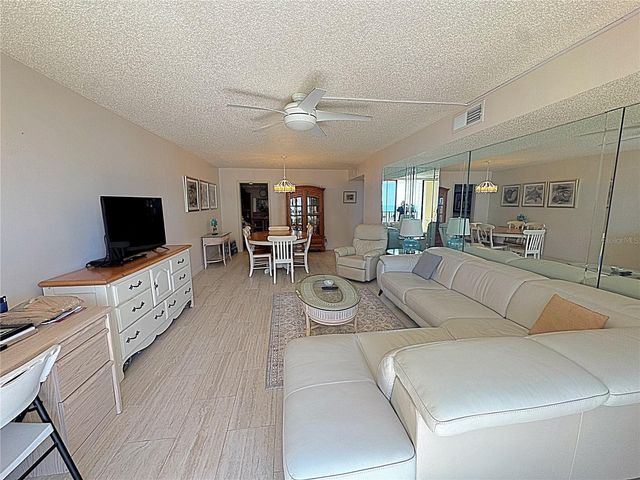 1460 GULF BOULEVARD 411, Clearwater Beach, FL 33767