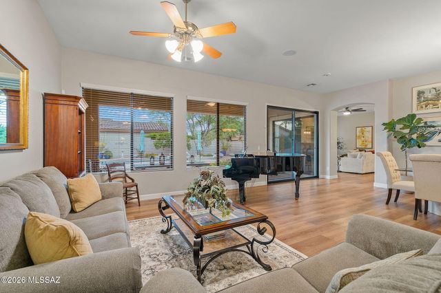 1712 W Copper Sky Drive, Tucson, AZ 85737