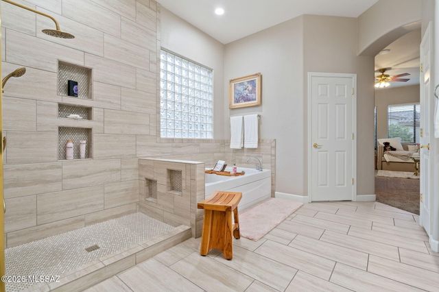 1712 W Copper Sky Drive, Tucson, AZ 85737