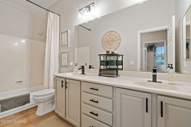 1712 W Copper Sky Drive, Tucson, AZ 85737