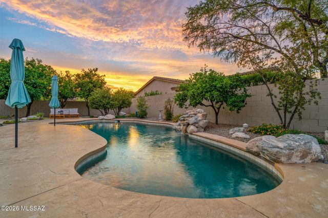 1712 W Copper Sky Drive, Tucson, AZ 85737
