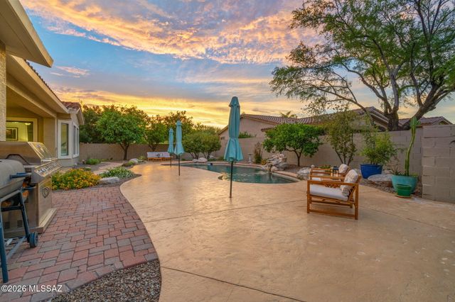 1712 W Copper Sky Drive, Tucson, AZ 85737