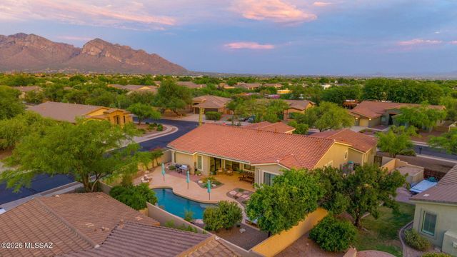 1712 W Copper Sky Drive, Tucson, AZ 85737