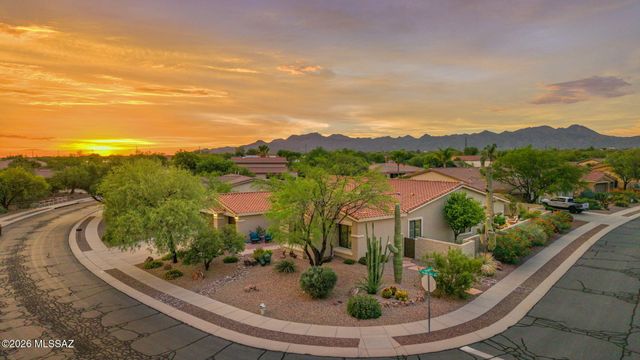 1712 W Copper Sky Drive, Tucson, AZ 85737