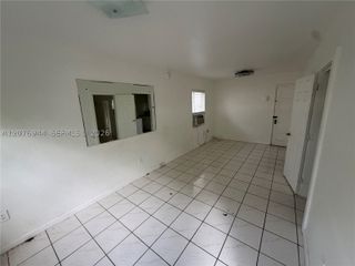 2430 SW 25th Ter 3, Miami, FL 33133