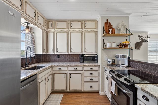 3750 Dennis Road, Weatherford, TX 76087