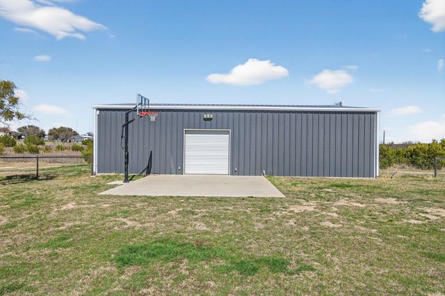3750 Dennis Road, Weatherford, TX 76087