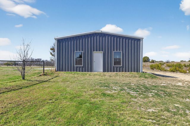 3750 Dennis Road, Weatherford, TX 76087